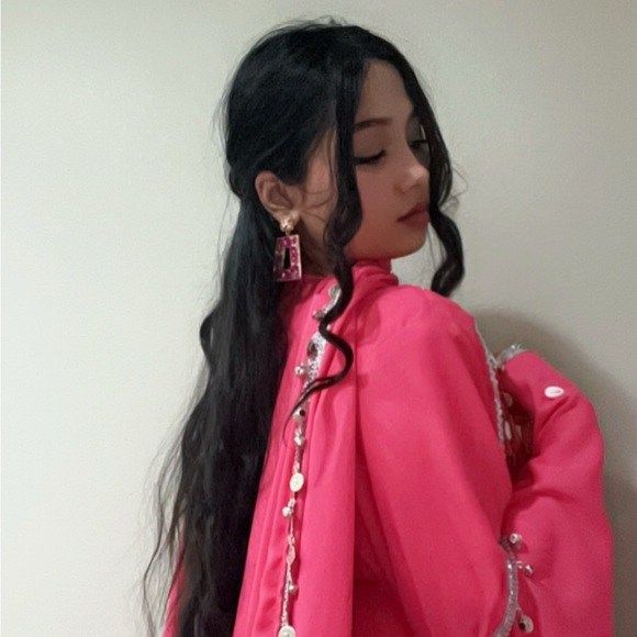 Meet your Posher, Freshta😤😁 - Picture 2 of 8